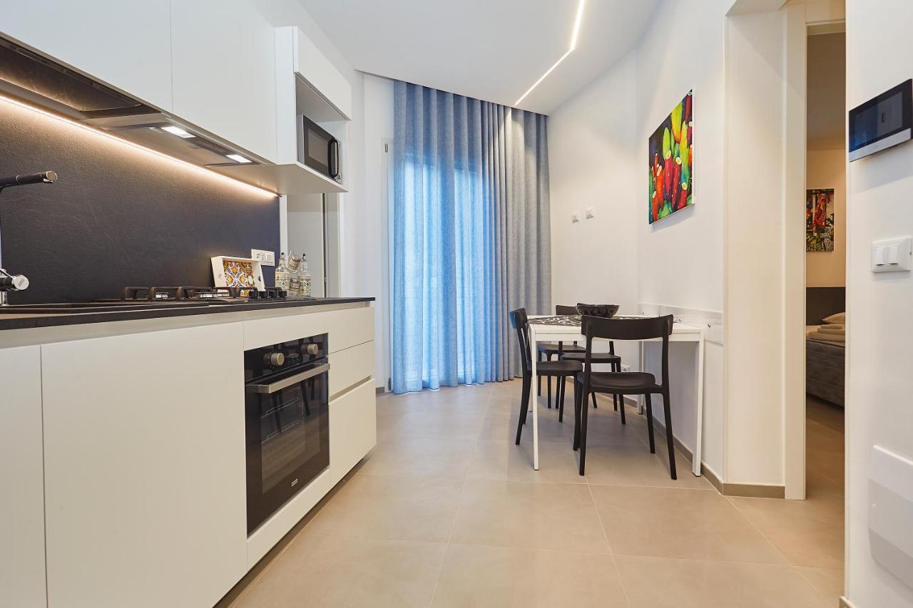 Porta Del Golfo Apartments & Suites Castellammare del Golfo Kültér fotó