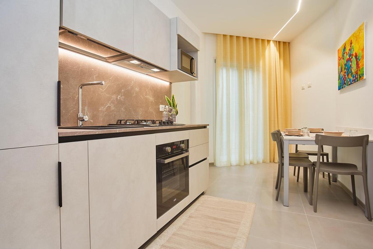 Porta Del Golfo Apartments & Suites Castellammare del Golfo Kültér fotó